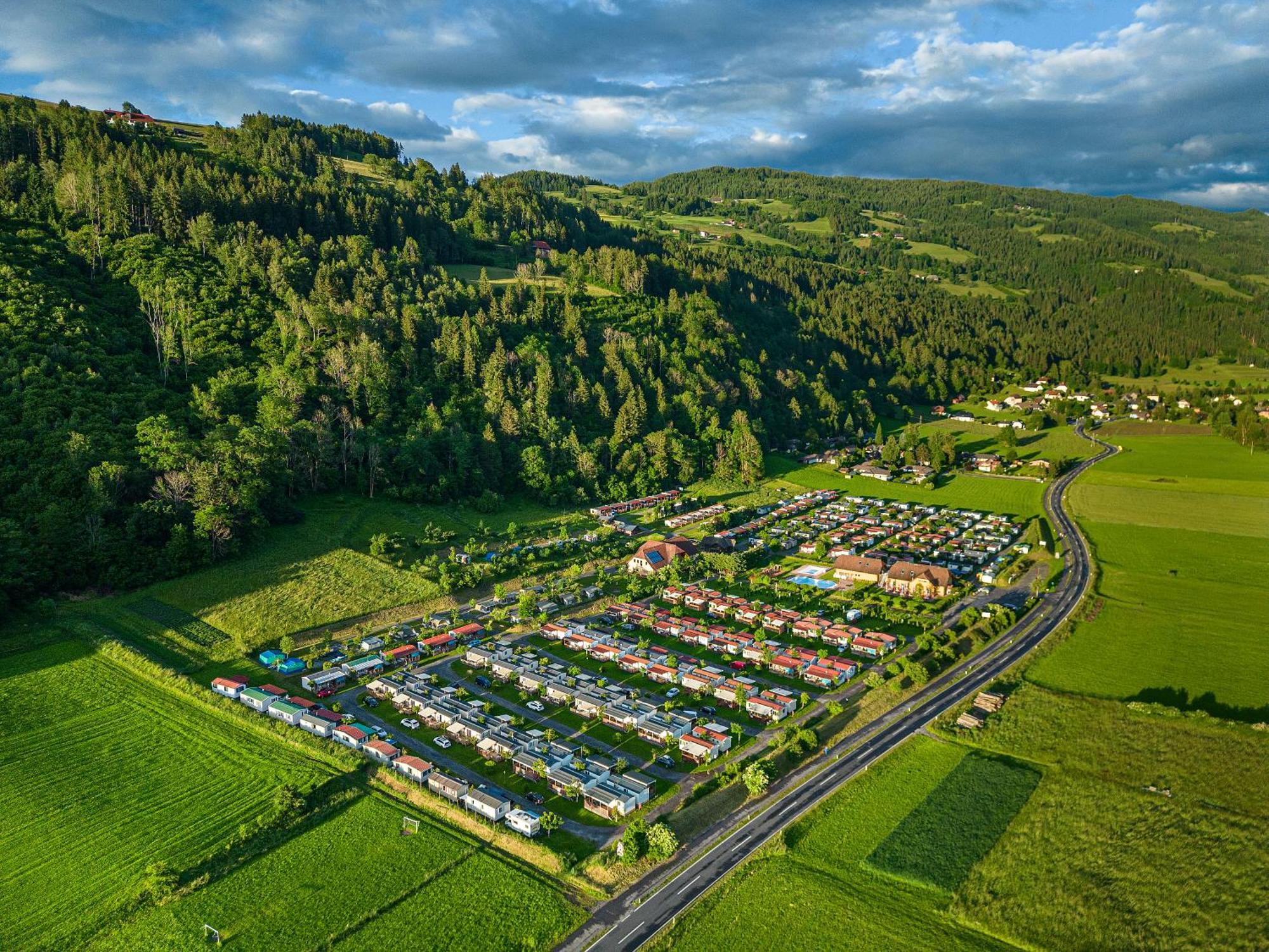 Sankt Peter am Kammersberg Albatross Mobile Homes On Camping Bella Austria מראה חיצוני תמונה